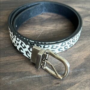 White House Black Market black and white leopard print belt